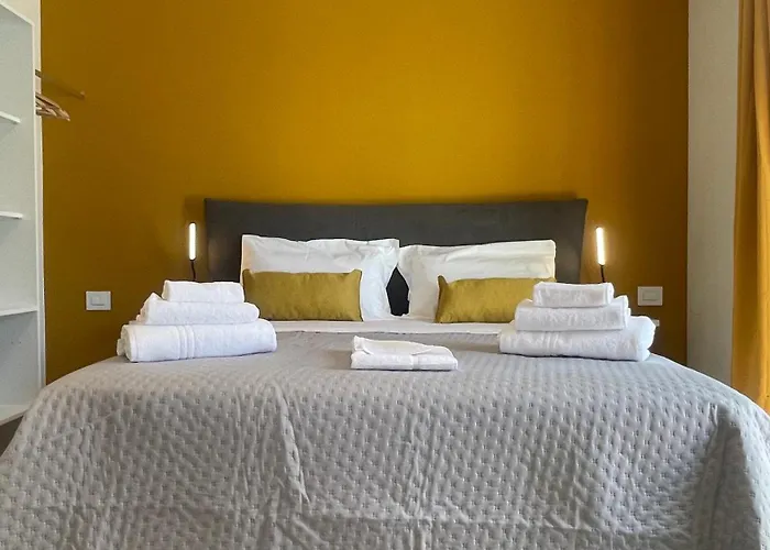 Maya Nest And Sampay Bay - Urban Vibe In The Heart Of Bari