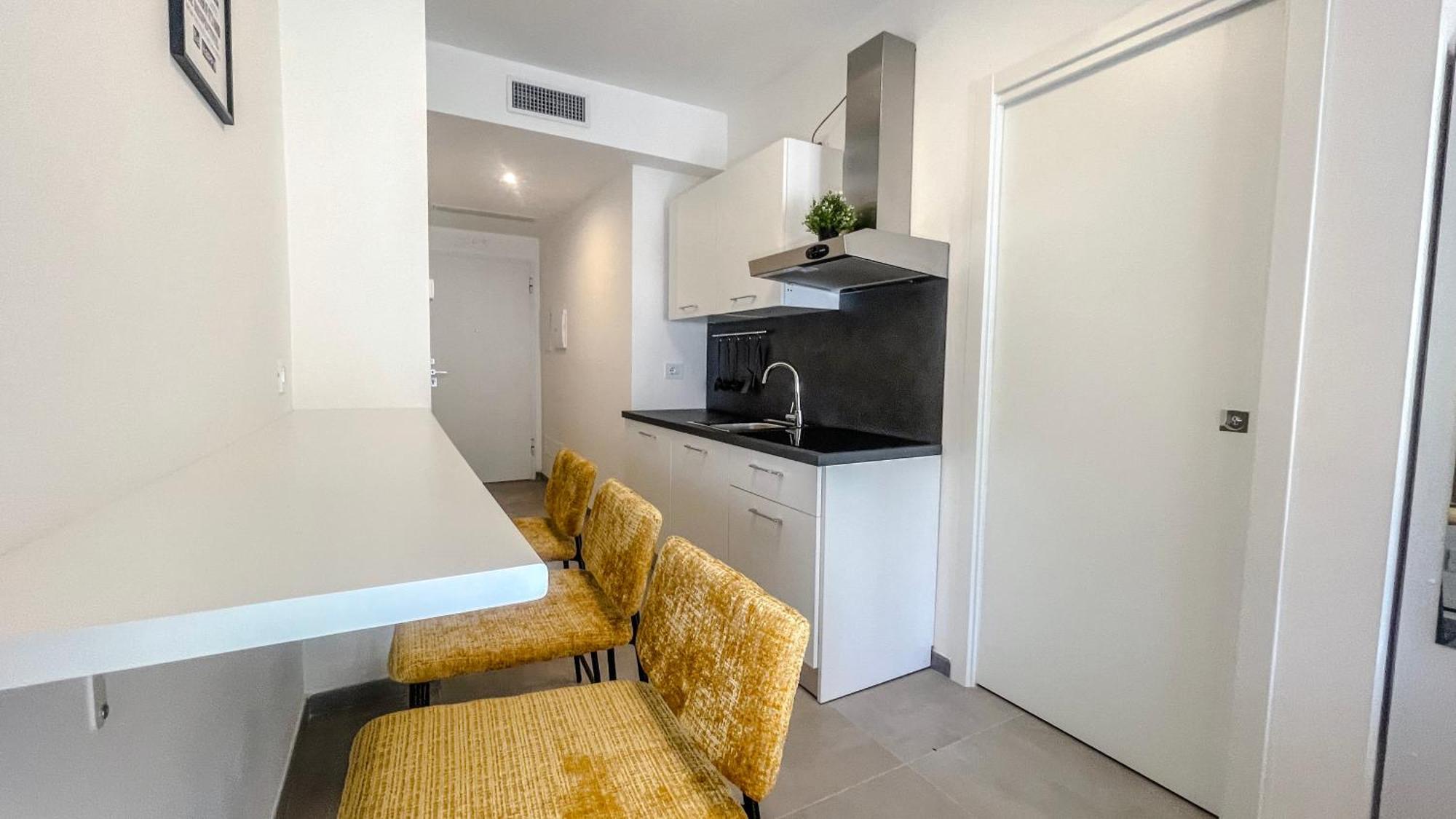 Appartamento Maya Nest And Sampay Bay - Urban Vibe In The Heart Of *