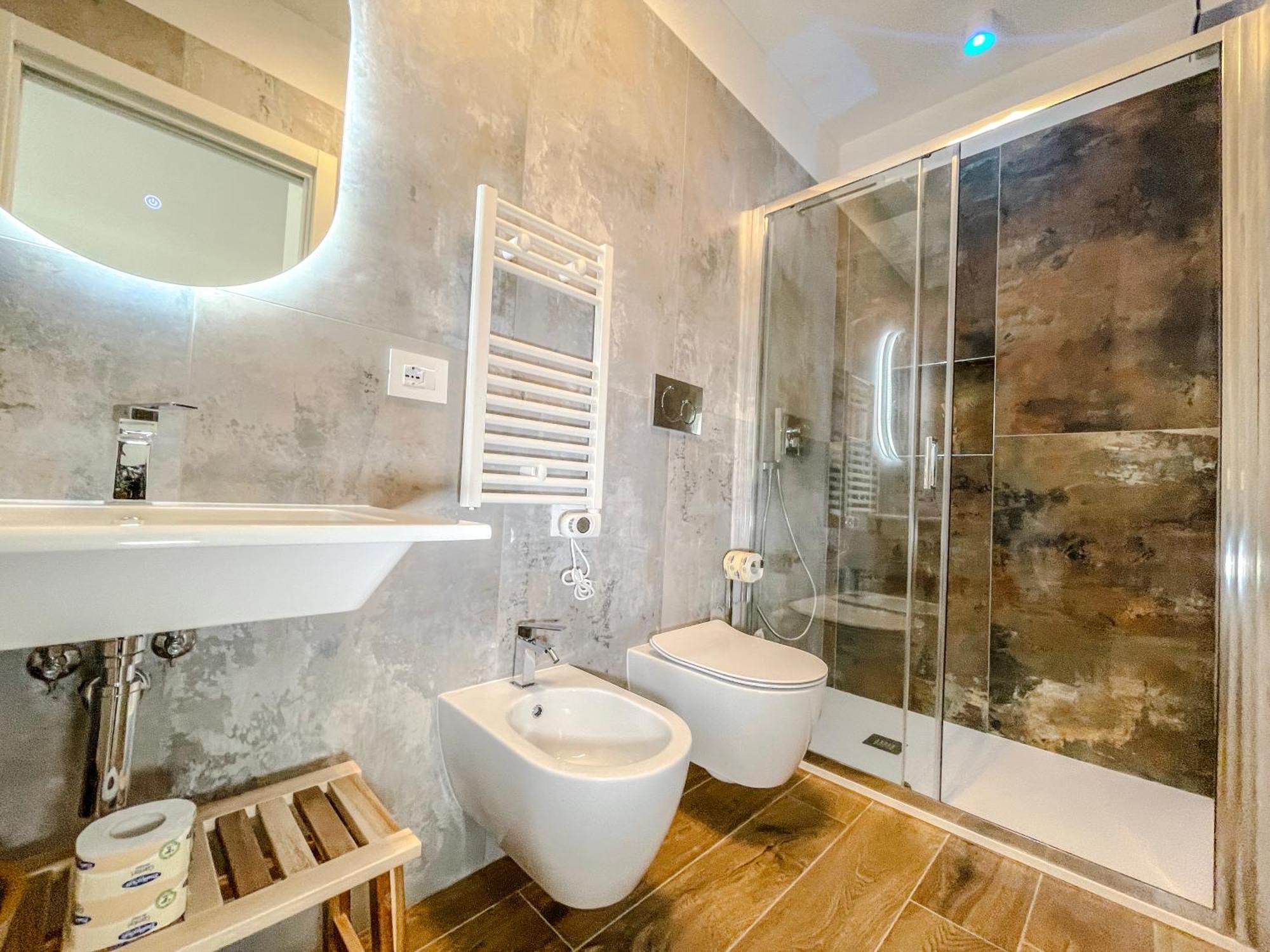 Appartamento Maya Nest And Sampay Bay - Urban Vibe In The Heart Of
