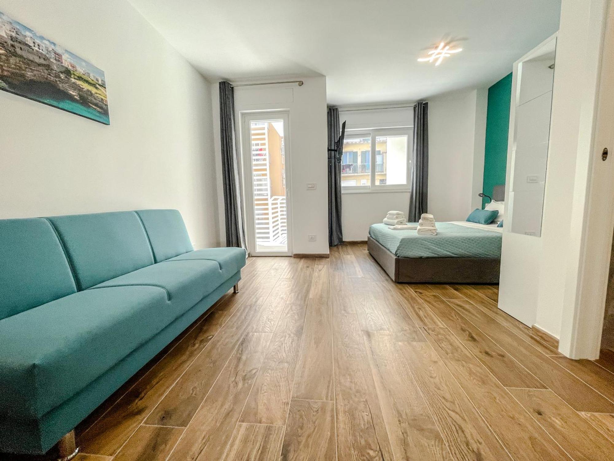 Maya Nest And Sampay Bay - Urban Vibe In The Heart Of Bari