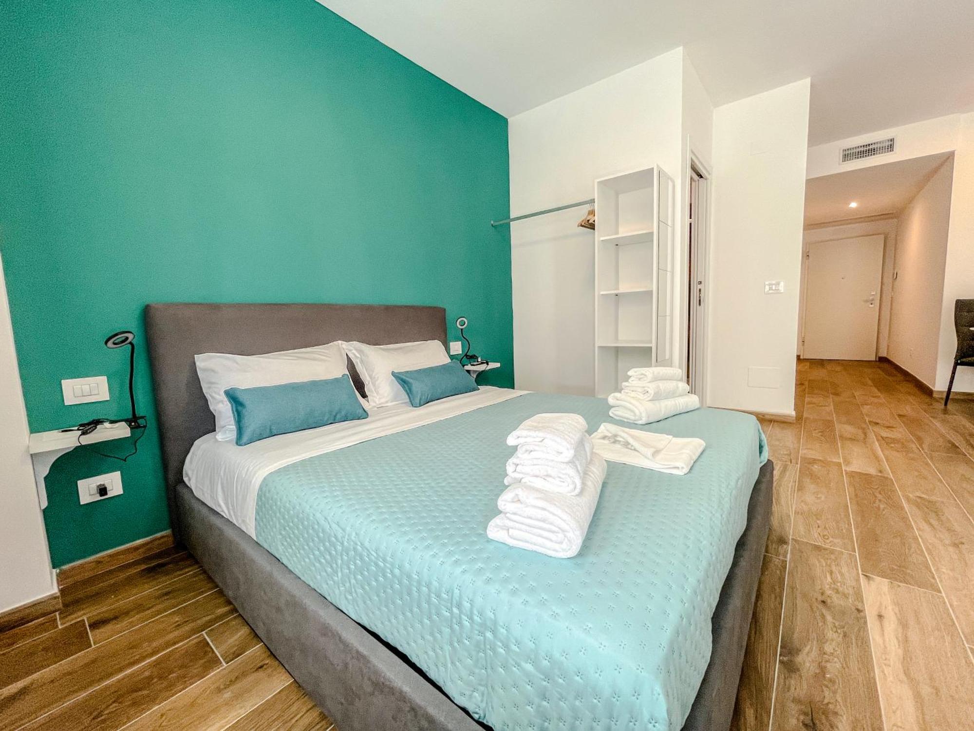 Maya Nest And Sampay Bay - Urban Vibe In The Heart Of Appartamento Bari