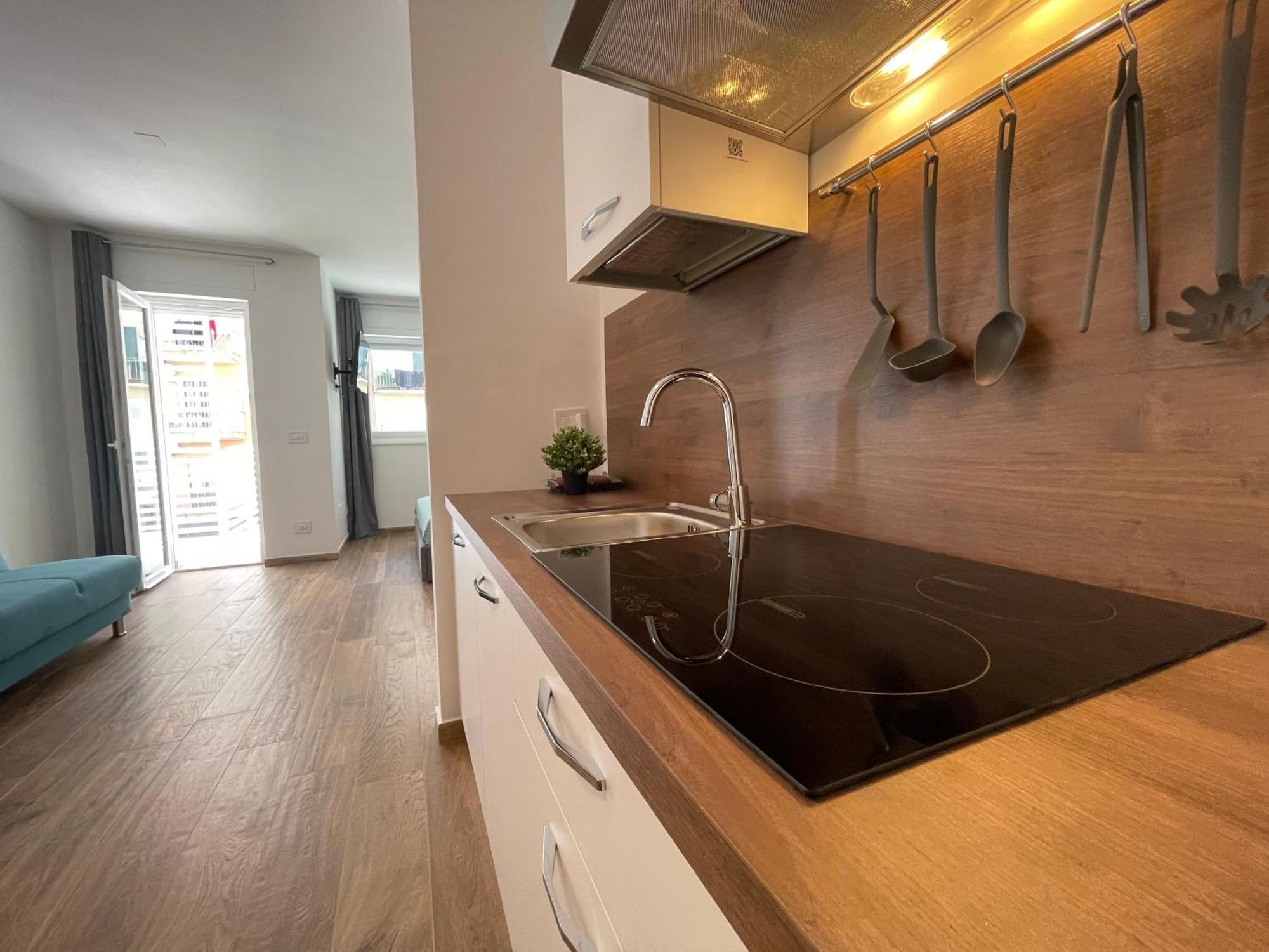 Appartement Maya Nest And Sampay Bay - Urban Vibe In The Heart Of Bari